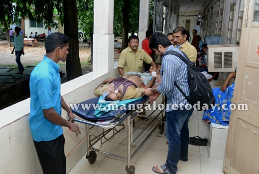 Mangaluru: 2 bikers stab auto driver after a bitter quarrel 1